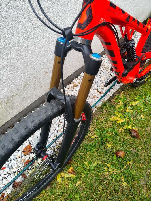 DH bikes, Giant Glory