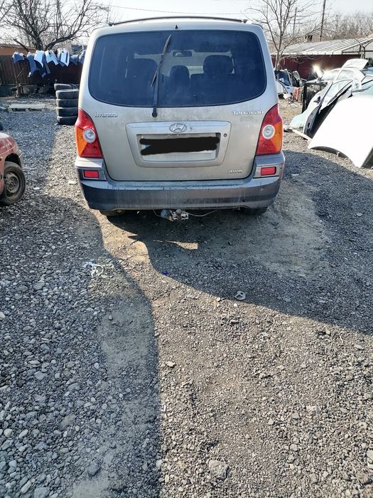 Dezmembrez Hyundai terracan