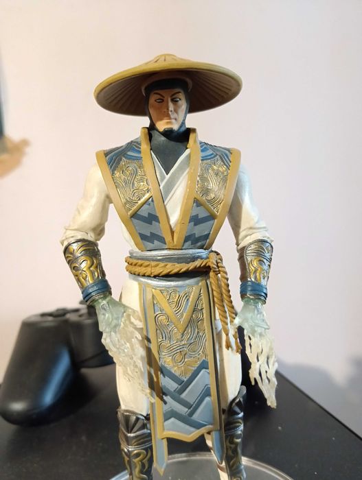 Фигура Mortal Kombat  Raiden Mezco Toys Rare15 cm