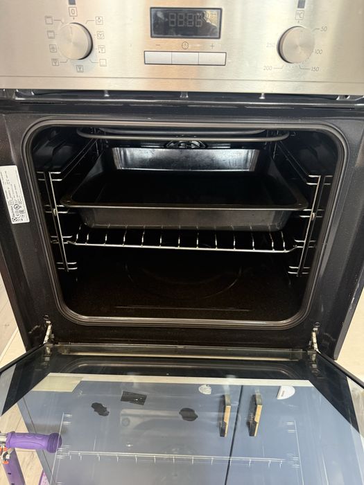 Продается Духовка Electrolux в отличном качестве