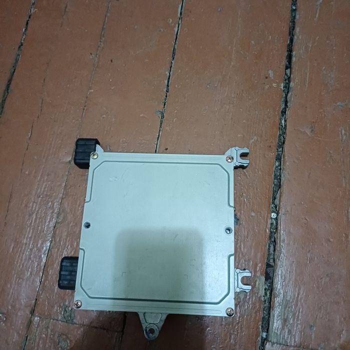 Продам блок управления двигателем
