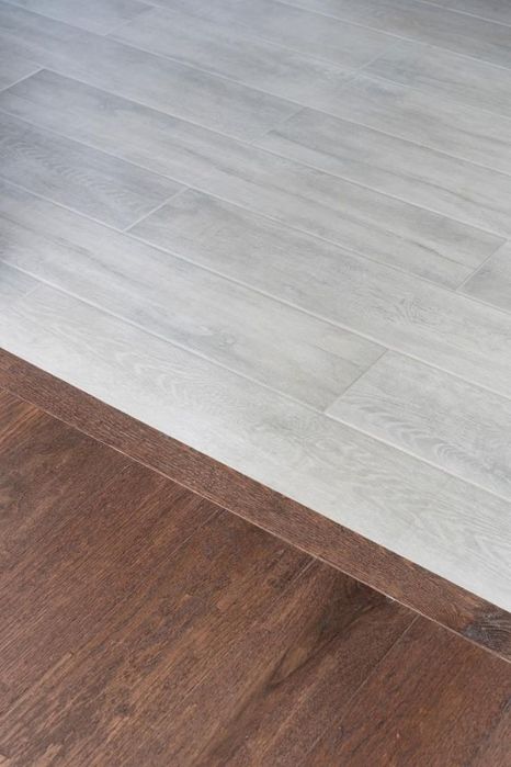 Поставяне на ламинат и первази!