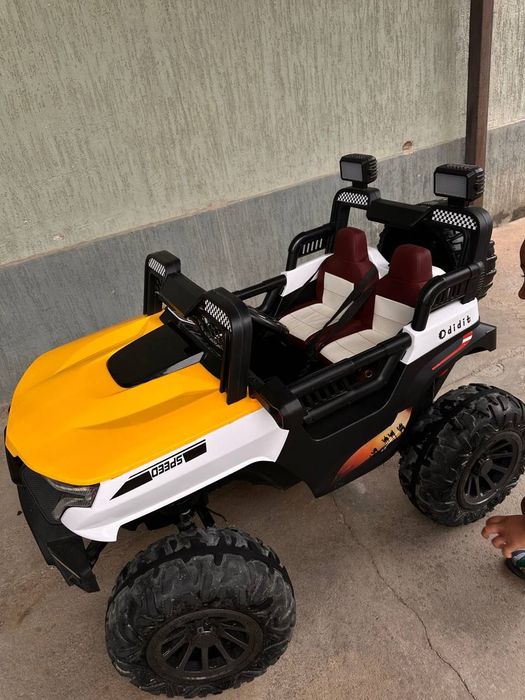 Продам детскую Электра машину.