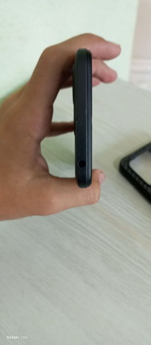 Redmi 12 C sotiladi holati ideal