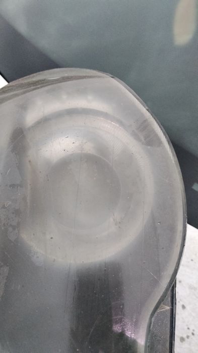 Far xenon stanga  e65