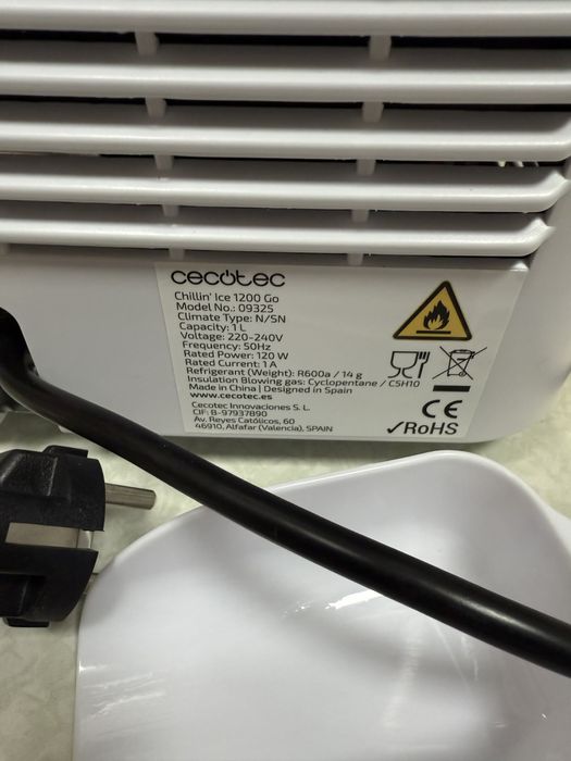 Ледогенератор Cecotec