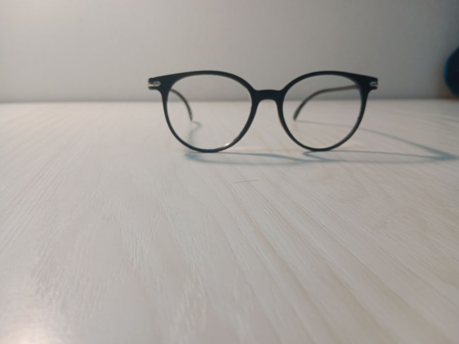 Оправа для очков, женская наверное