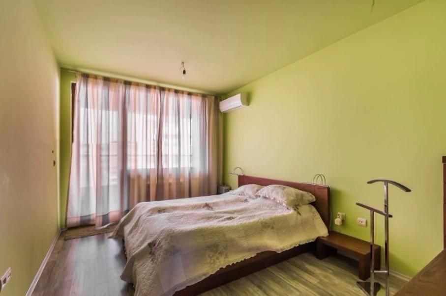 Дава се под наем Тристаен апартамент в София, Лозенец - 130 кв.м за 1600 € - Снимка #3