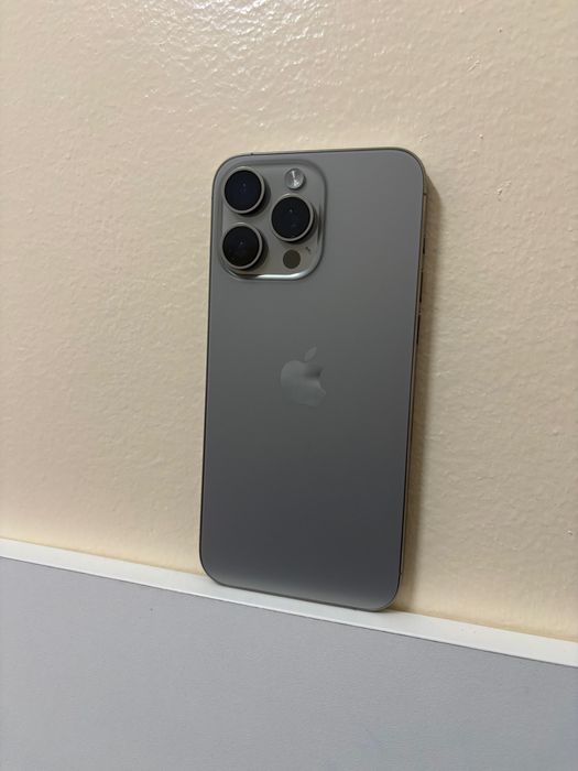 15 pro max с хорошие состояние