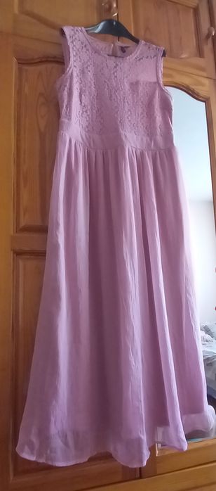 Рокля, размер М, нова