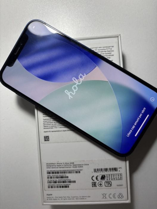 Iphone 12. 128 Гб. С коробкой. Акб 76%