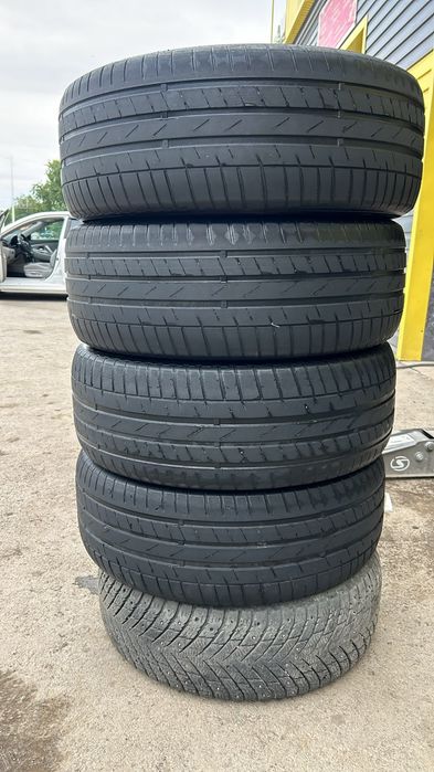Продам шины комплект