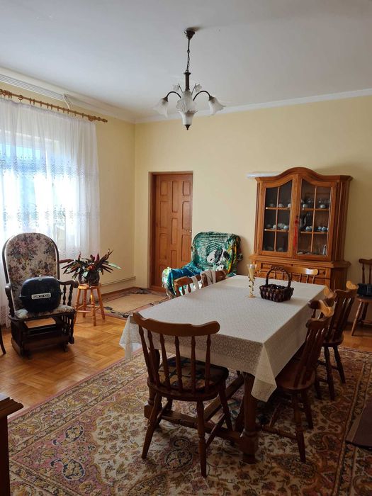 Imobil la 4 km de Rm Valcea in Budesti -Linia