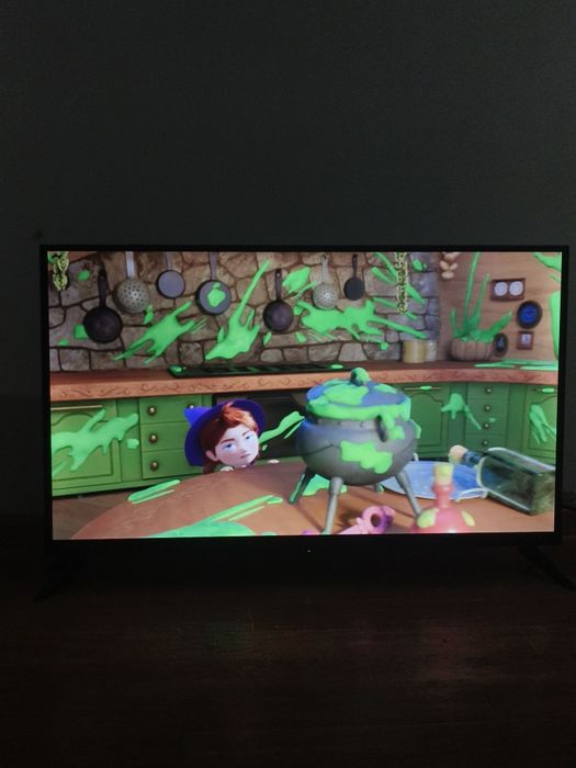 Срочно продам смарт ТВ.