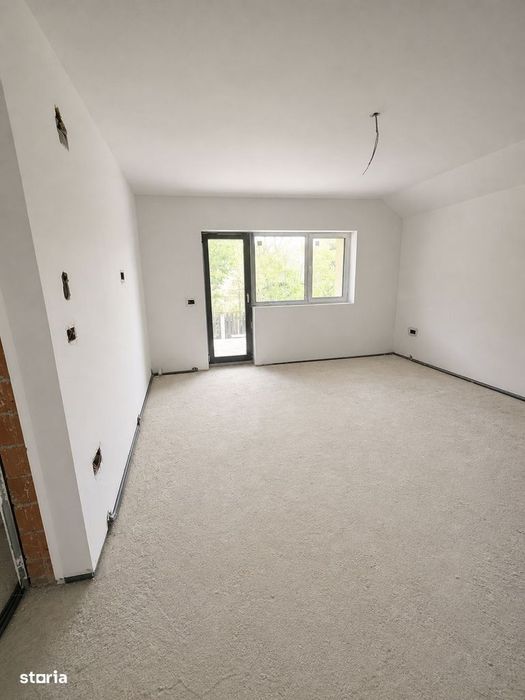 Casă mare Vișani 230 mp | 3 dormitoare + living 60 mp | teren 610 mp
