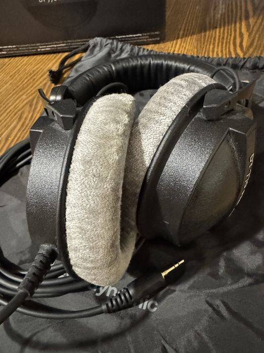 Наушники Beyerdynamic DT 770 Pro
