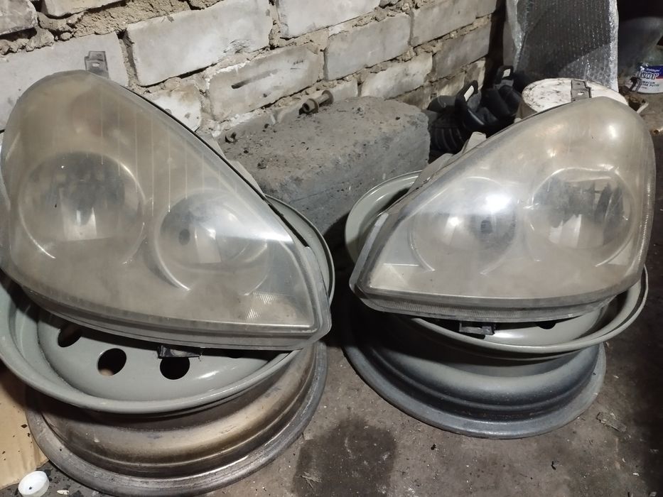 Продам фары приора1