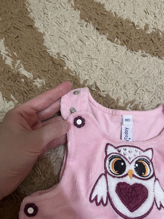 Продам комбинезон для девочки