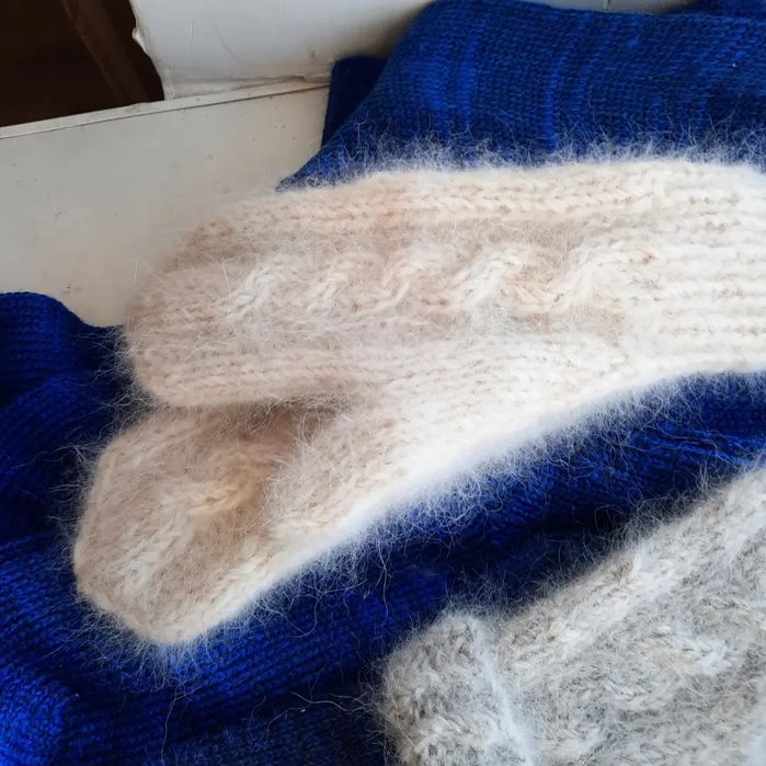 Варежки из собачьей шерсти и пуха