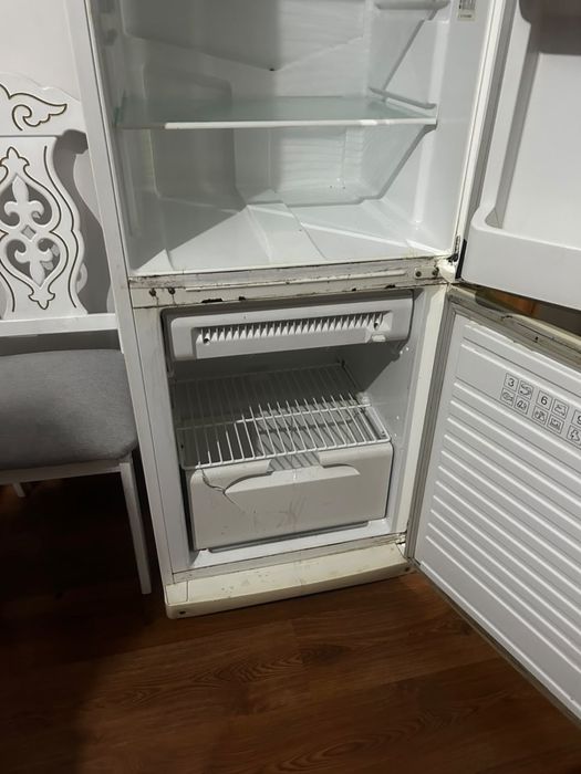 Продам холодильник