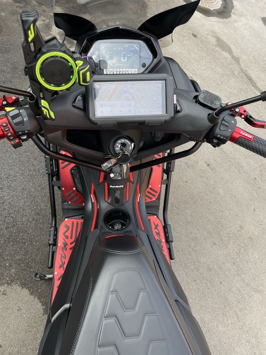 YAMAHA N-MAX X-7 200 кубов