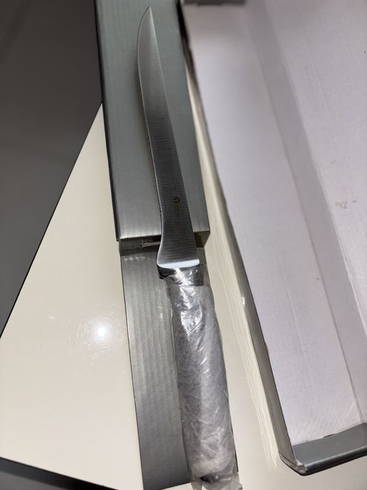 Cutit tupperware pt filetare