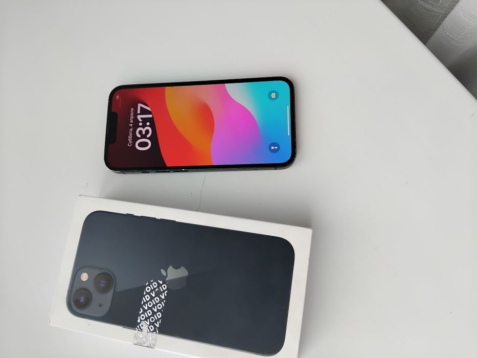 Айфон 13,128гиг,