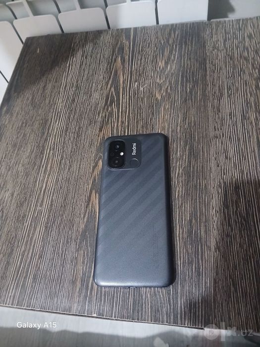 Redmi 12c sotiladi holati yaxwi xotirasi 32