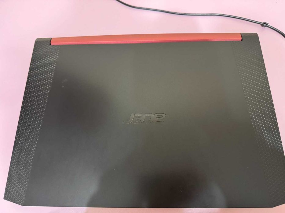 Лаптоп Acer Nitro 5 - пълен комплект