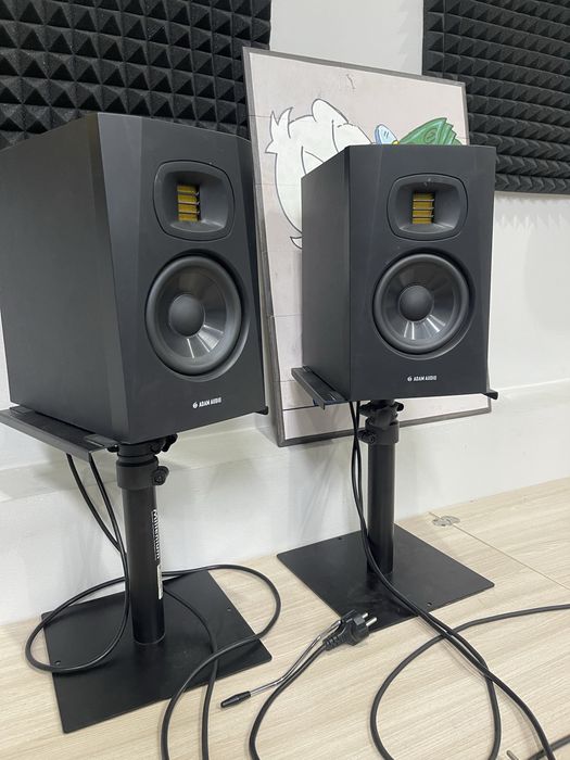 Колонки Adam Audio T5V