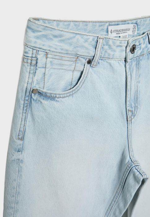 Дамски дънки Stradivarius в baby blue - нови с етикет!