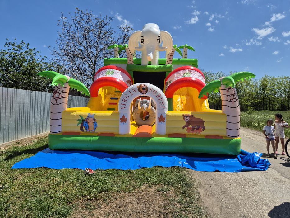 Loc joaca cu topogan gonflabil Nou