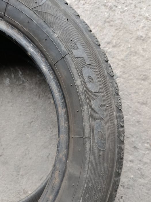 Зимни гуми -15цола -175/65-1бр -40лв."TOYO"