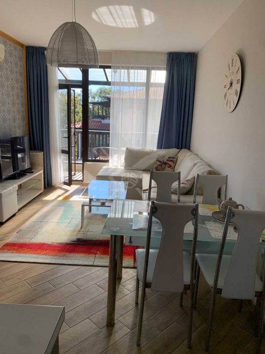 Тристаен апартамент в Приморско 70246