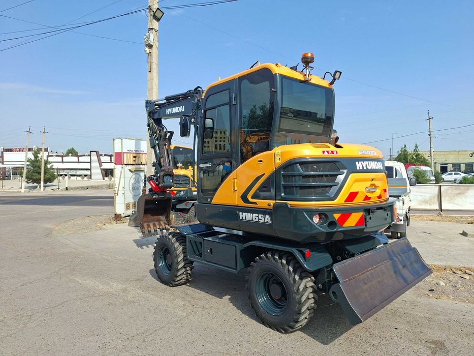 Hyundai 65  2024