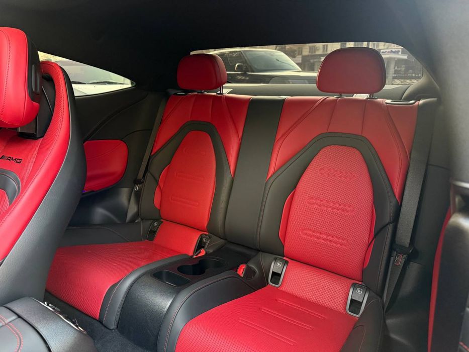 В продаже Mercedes AMG CLE 53