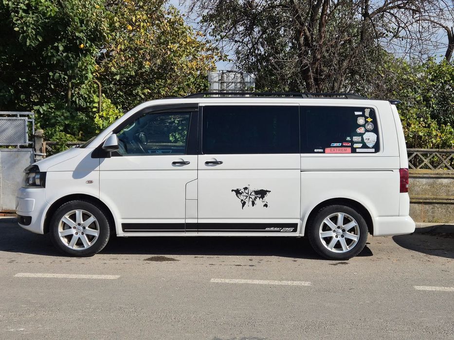 Volkswagen Multivan Multivan 4Motion 2011