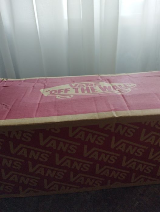 Продам кеды VANS