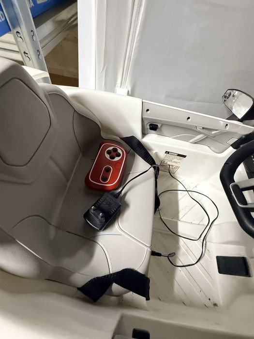 Детски акумулаторен автомобил Audi