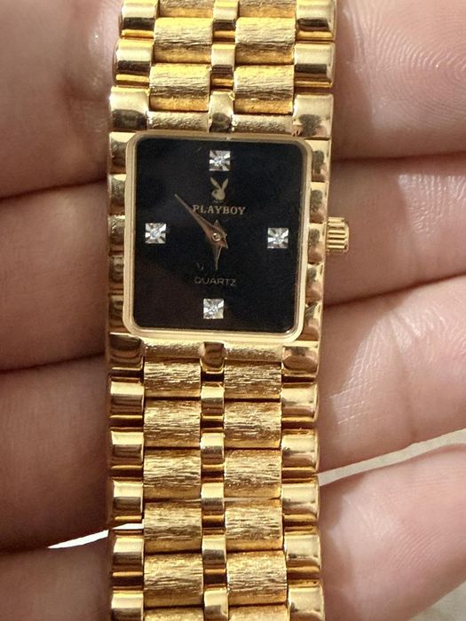 Playboy часовник