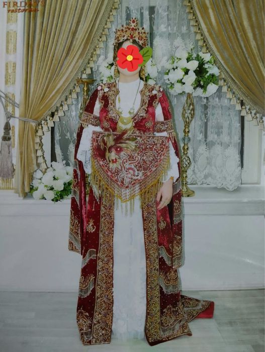 Красивый новый ансамль