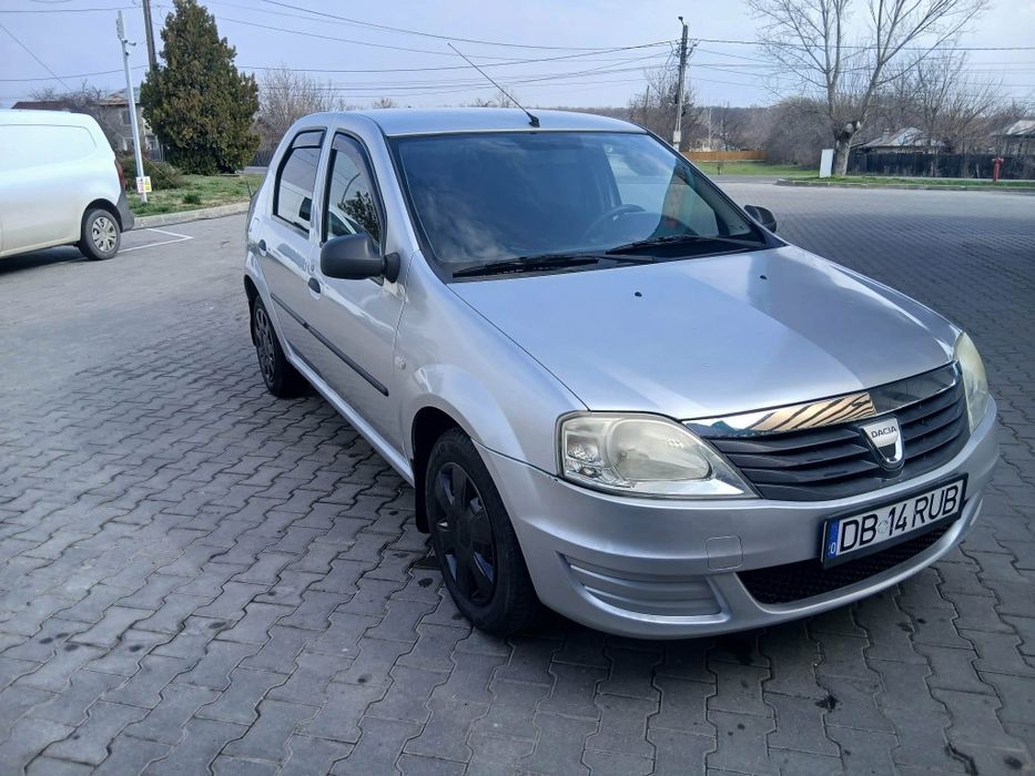 De vânzare, Dacia Logan