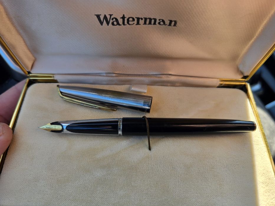 Stilou de colecție Waterman penita aur 18k