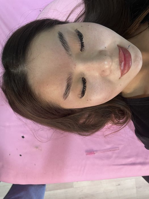 Наращивание ресниц