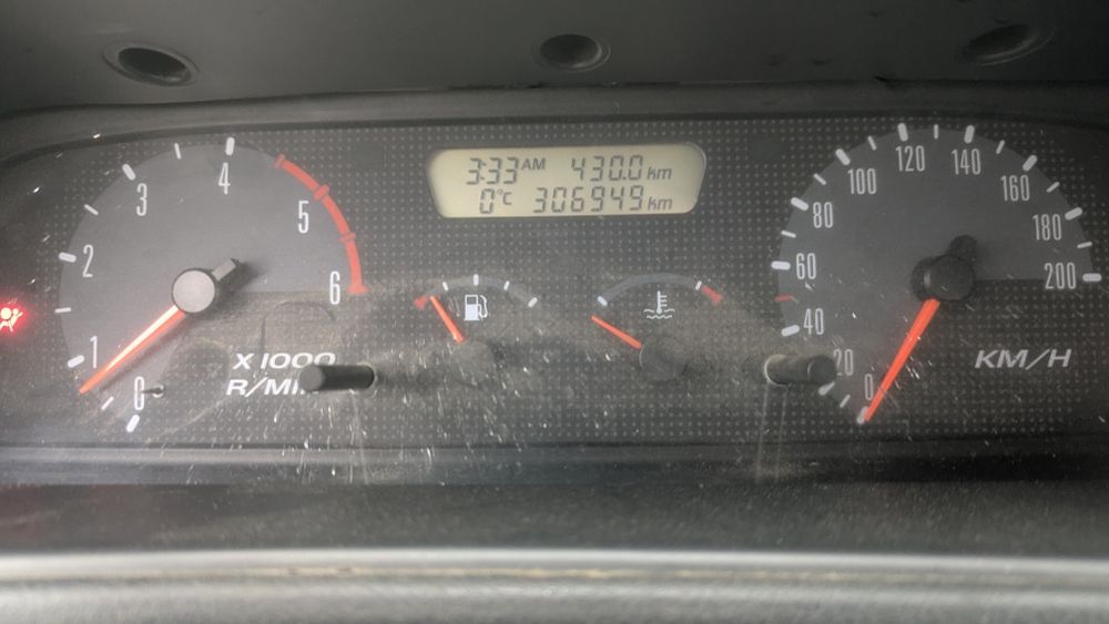 Nissan Terrano 2 Autoutilitară N1