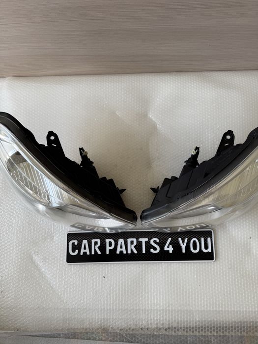 Фарове Dacia Dokker Дачия Докер Перфектни Оригинални