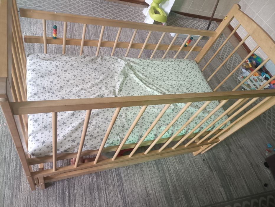 Продается детская кроватка