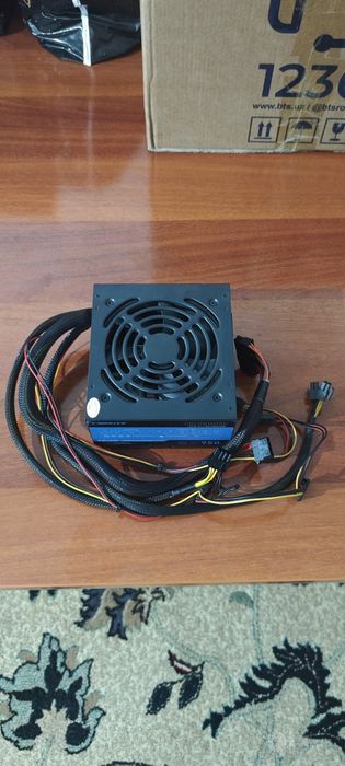 Vison PcPower 750 Holati Yahshi CPU 4+4Pin GPU 6+2Pin