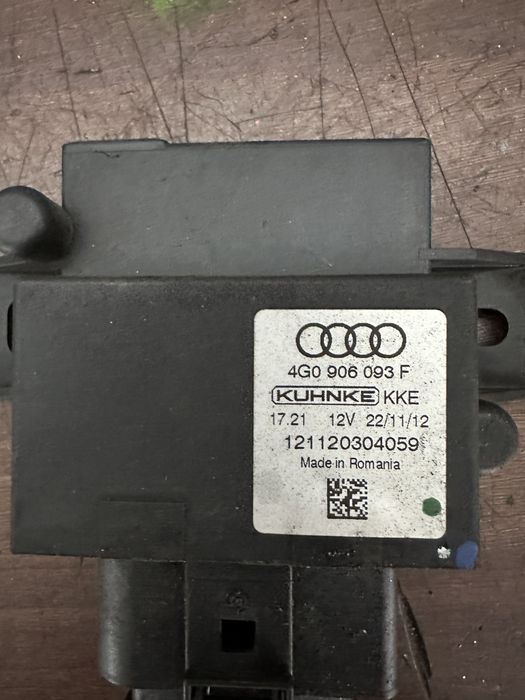 Releu pompa motorina audi a4 b8 a5 a6 q5 2.0tdi cgl cjc 4G0906093F