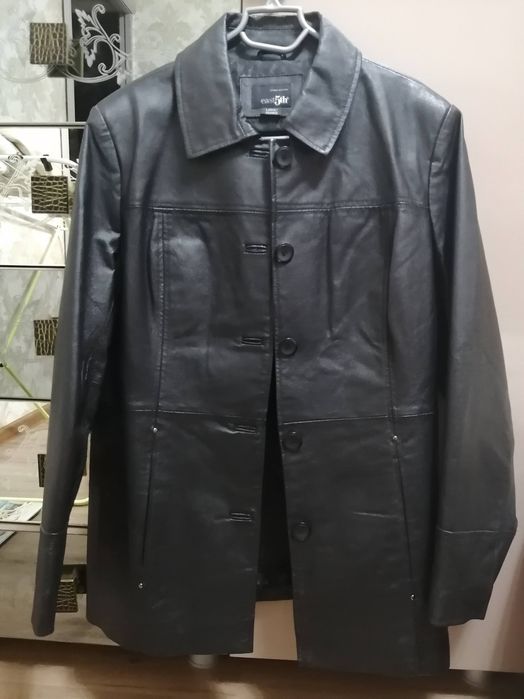 Кожаная фирменная куртка